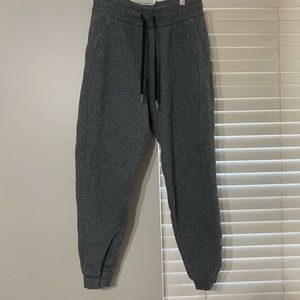 Lululemon sweatpant joggers